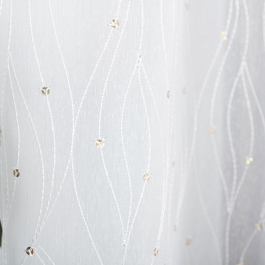 Firanka haftowana ze wzorem po całości, wys. 280cm, kolor biały ze złotymi cekinami 112649