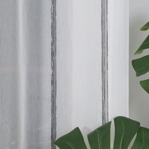 Firanka fantazyjna, pasowa z ołowianką, wys.305cm, kolor biały z czarnym ze srebrną nitką 019789/OLO/007/0003