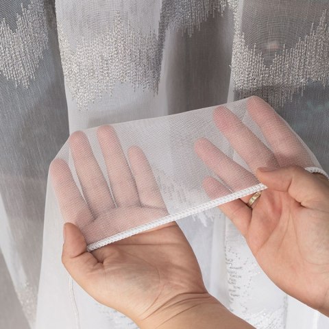 Firanka haftowana, pasowa z ołowianką, wys.280cm, kolor biały z szarym i srebrnym 112750/OLO/002/000280/1