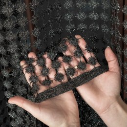 Tkanina gipiurowa na firanę i obrus, wys. 280cm, kolor czarny z lurexem 061789