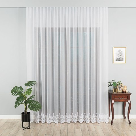 Firanka haftowana ze wzorem na samym dole, wys. 280cm, kolor biały 123946/768/001/000280/1