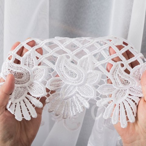 Firanka z aplikacją, pasowa na markizecie, wys. 180cm, kolor biały 122469/433/001/000180/1