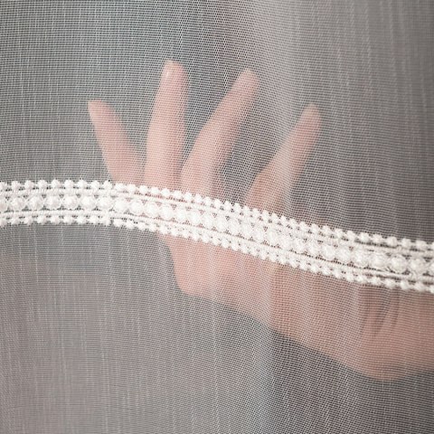 LINUS Firanka haftowana, wysokość 300cm, kolor offwhite z błyskiem 043203/000/001/000300/1