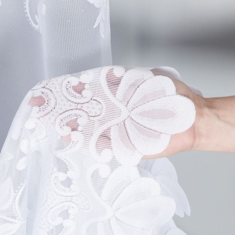 LUDWIKA Firanka żakardowa ze wzorem po całości, wys. 270cm, kolor biały 023092/000/001/000270/1