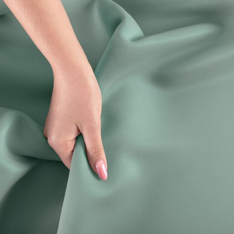 Zasłona gotowa typu blackout na przelotkach, 140x250 cm, kolor 227 szałwiowy zielony TD0015/ZGP/227/140250