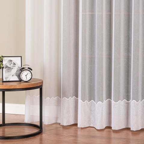 Firanka haftowana ze wzorem na samym dole, wys. 300cm, kolor biały z białym haftem 009504/768/001/000300/1