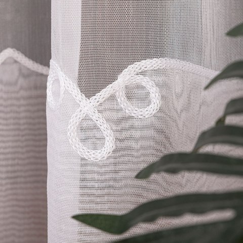Firanka haftowana ze wzorem na samym dole, wys. 300cm, kolor biały z białym haftem 009505/768/001/000300/1