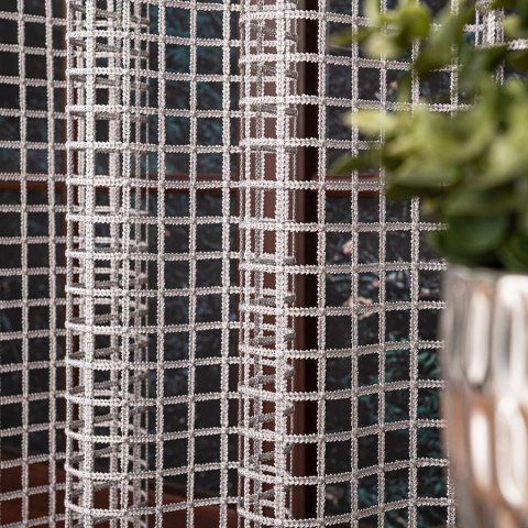 Firanka z aplikacją na markizecie, pasowa, wys. 280cm, kolor 046 biały z szarym dołem 081773/433/046/000280/1