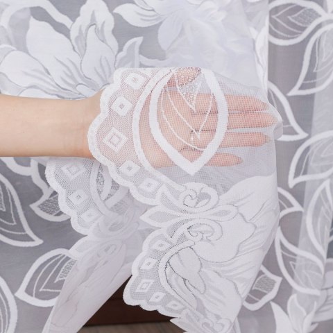 Firanka żakardowa ze wzorem po całości wys. 270cm, kolor biały 023338/000/001/000270/1