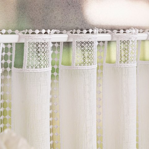 Zazdrostka haftowana panelowa na batyście, wys. 40cm, kolor biały 096272/388/001/000040/1