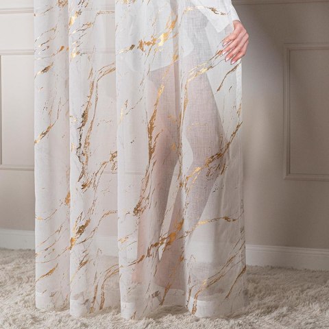 MARMA Firana gotowa na taśmie z ołowianką, 250x140cm, kolor biały ze złotym zdobieniem 132101/FGT/004