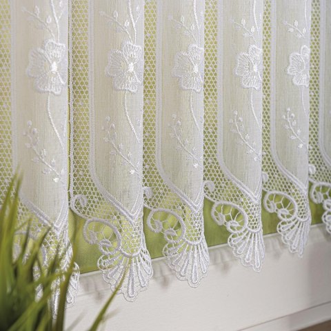 Zazdrostka haftowana panelowa na batyście, wys. 30cm, kolor biały 093003/388/001/000030/1