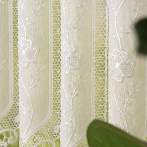 Zazdrostka haftowana panelowa na batyście, wys. 40cm, kolor 010 naturalny 093003/388/010/000040/1