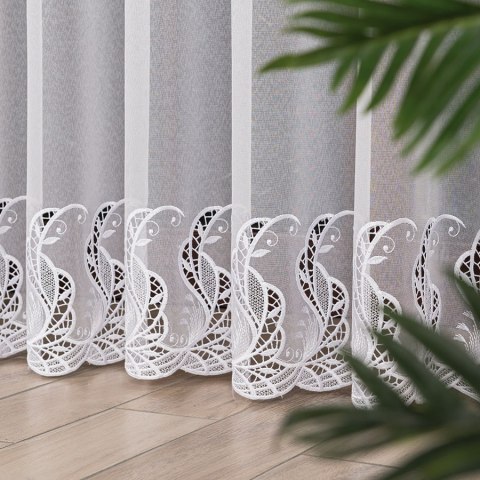 Firanka z aplikacją na markizecie, wys. 280cm, kolor biały 162035/433/001/000280/1