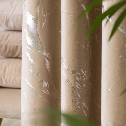 MARMA Zasłona gotowa na przelotkach, 250x140cm, kolor 001 ciemny beżowy ze srebrnym nadrukiem na VELVI TD