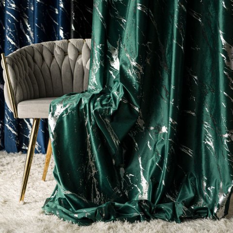 MARMA Zasłona gotowa na taśmie, 250x140cm, kolor 010 ciemny zielony; butelkowy ze srebrnym nadrukiem na V