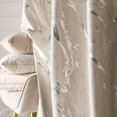 MARMA Zasłona gotowa na taśmie, 250x140cm, kolor 226 jasny kremowy ze srebrnym nadrukiem na VELVI TD0037/