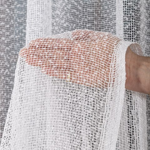 Firanka fantazyjna siatka z puszystymi przeszyciami, wys. 280cm, kolor biały 006050/000/001/000280/1