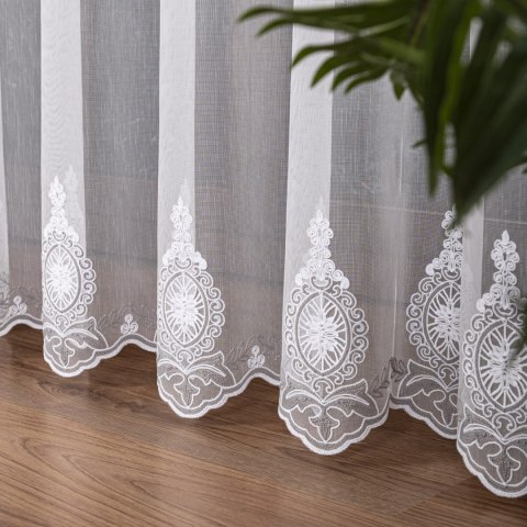 Firanka haftowana pasowa, wys.285cm, kolor 002 biały z szaro-białą nicią FH0030/768/002/000285/1