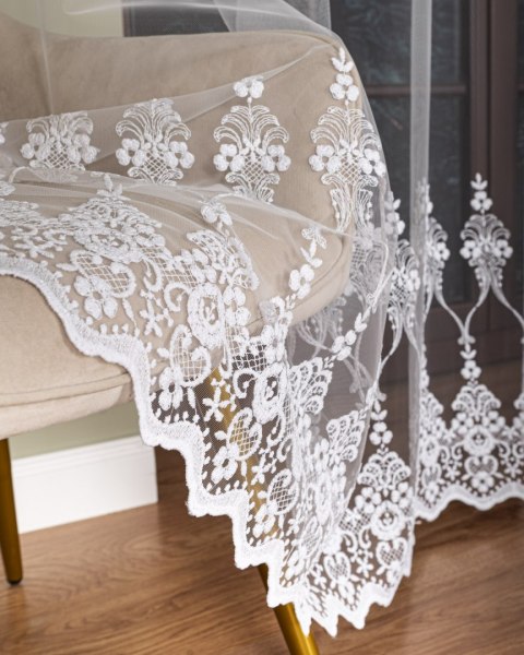 Firanka haftowana z samym dołem, wys.300cm, kolor biały FH0036/020/001/000300/1