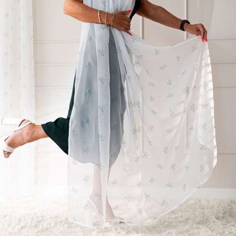 RIBBON Firana gotowa na woalu w diamentowe kokardki, na srebrnych przelotkach z ołowianką, 250x140cm, kolor 003 biały