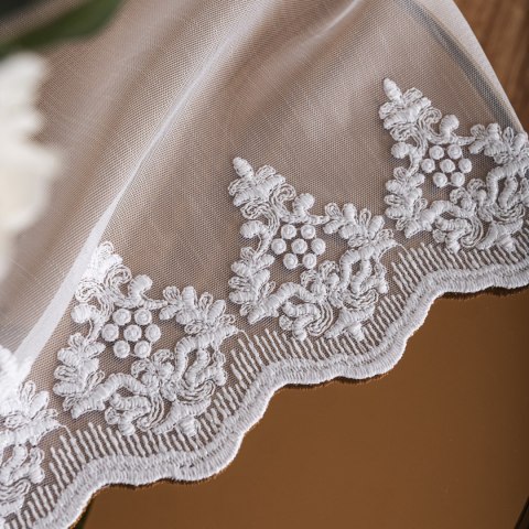 Firanka haftowana pasowa, wysokość 300cm, kolor biały FH0042/768/001/000300/1