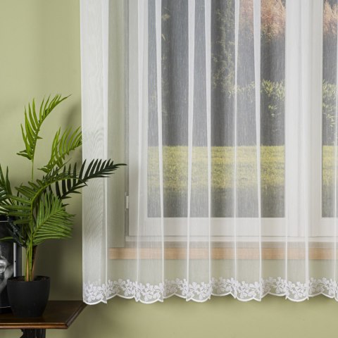 Firanka haftowana ze wzorem na samym dole, wys. 180cm, kolor 001 biały 122855/768/001/000180/1